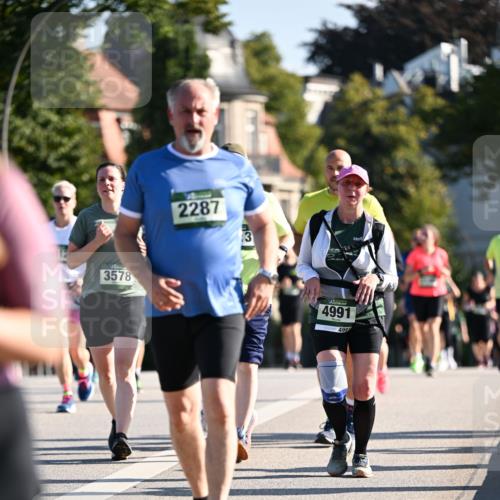 01.09.2024 - BARMER Alsterlauf Dr. Thomas Lammeyer http://msf.ph/oto/6914090 01.09.2024 09:47:17 Laufen 3578, 2287, 4991, 499 meine-sportfotos.de