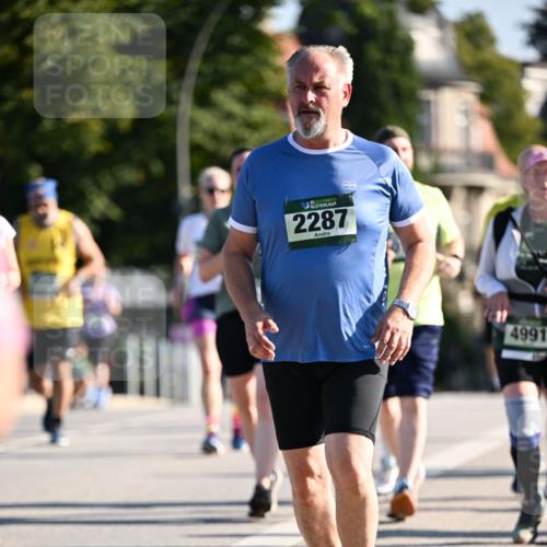 01.09.2024 - BARMER Alsterlauf Dr. Thomas Lammeyer http://msf.ph/oto/6914106 01.09.2024 09:47:18 Laufen 5, 2287, 4991 meine-sportfotos.de