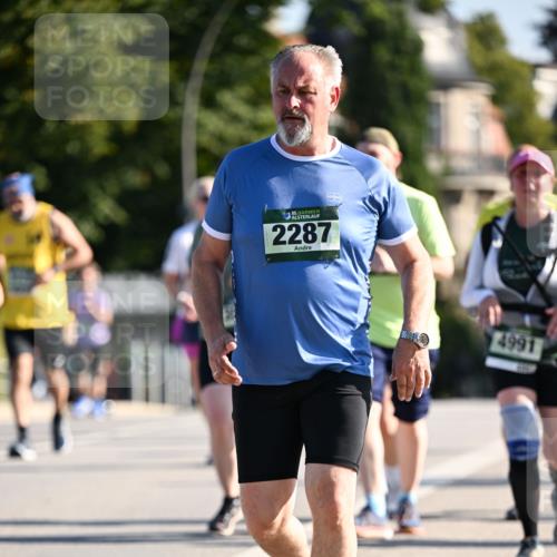 01.09.2024 - BARMER Alsterlauf Dr. Thomas Lammeyer http://msf.ph/oto/6914117 01.09.2024 09:47:18 Laufen 35, 2287, 4991 meine-sportfotos.de