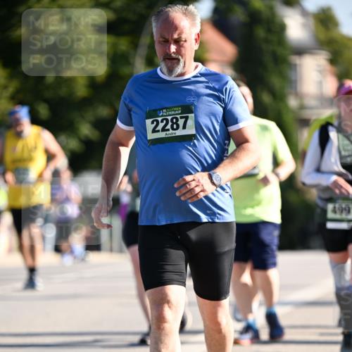 01.09.2024 - BARMER Alsterlauf Dr. Thomas Lammeyer http://msf.ph/oto/6914130 01.09.2024 09:47:18 Laufen 35, 2287, 499 meine-sportfotos.de