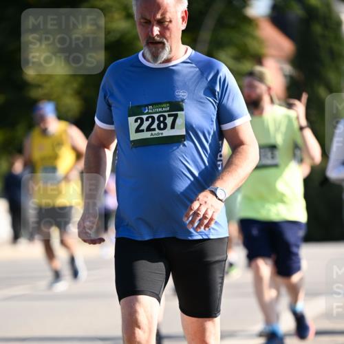 01.09.2024 - BARMER Alsterlauf Dr. Thomas Lammeyer http://msf.ph/oto/6914167 01.09.2024 09:47:19 Laufen 35, 2287 meine-sportfotos.de