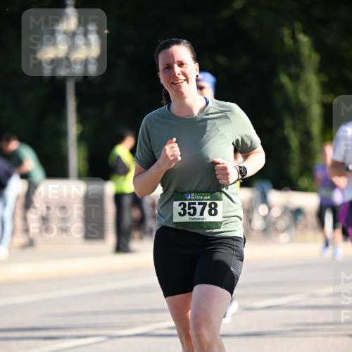 01.09.2024 - BARMER Alsterlauf Dr. Thomas Lammeyer http://msf.ph/oto/6914233 01.09.2024 09:47:21 Laufen 35, 3578 meine-sportfotos.de