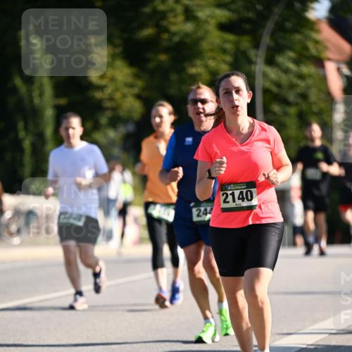 01.09.2024 - BARMER Alsterlauf Dr. Thomas Lammeyer http://msf.ph/oto/6914369 01.09.2024 09:47:27 Laufen 244, 2140 meine-sportfotos.de