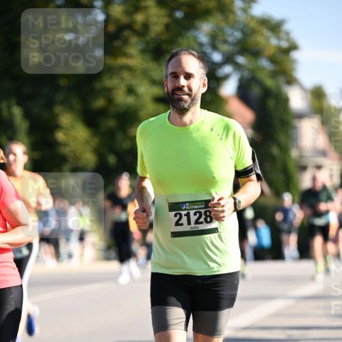 01.09.2024 - BARMER Alsterlauf Dr. Thomas Lammeyer http://msf.ph/oto/6914444 01.09.2024 09:47:29 Laufen 25, 2128 meine-sportfotos.de