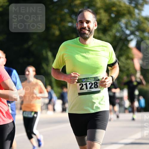 01.09.2024 - BARMER Alsterlauf Dr. Thomas Lammeyer http://msf.ph/oto/6914473 01.09.2024 09:47:30 Laufen 35, 2128 meine-sportfotos.de