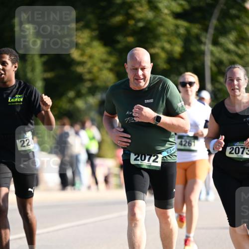 01.09.2024 - BARMER Alsterlauf Dr. Thomas Lammeyer http://msf.ph/oto/6914572 01.09.2024 09:47:35 Laufen 220, 35, 99, 2072, 4261, 2073 meine-sportfotos.de