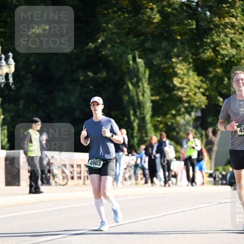 01.09.2024 - BARMER Alsterlauf Dr. Thomas Lammeyer http://msf.ph/oto/6914699 01.09.2024 09:47:41 Laufen 4903, 45 meine-sportfotos.de