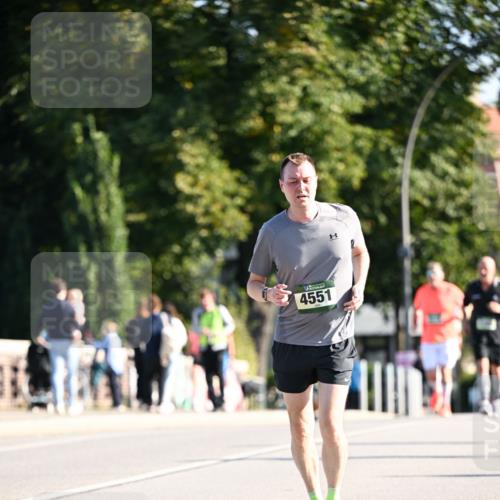 01.09.2024 - BARMER Alsterlauf Dr. Thomas Lammeyer http://msf.ph/oto/6914719 01.09.2024 09:47:42 Laufen 4551, 1 meine-sportfotos.de