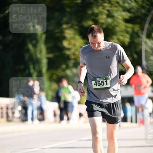 01.09.2024 - BARMER Alsterlauf Dr. Thomas Lammeyer http://msf.ph/oto/6914766 01.09.2024 09:47:43 Laufen 35, 5, 4551 meine-sportfotos.de
