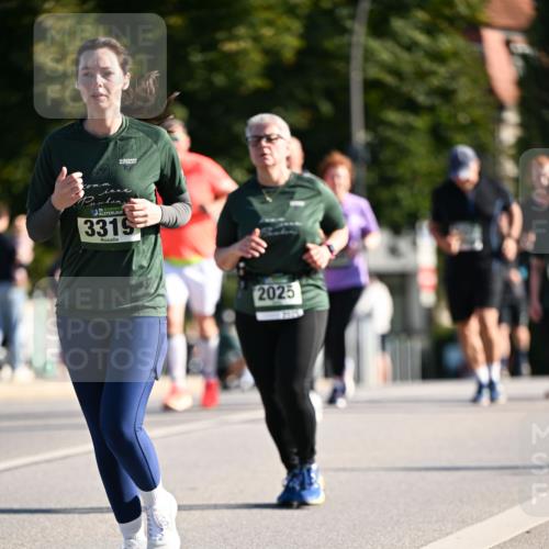 01.09.2024 - BARMER Alsterlauf Dr. Thomas Lammeyer http://msf.ph/oto/6914833 01.09.2024 09:47:45 Laufen 3319, 2025 meine-sportfotos.de