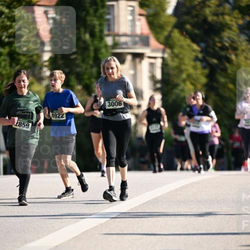 01.09.2024 - BARMER Alsterlauf Dr. Thomas Lammeyer http://msf.ph/oto/6914894 01.09.2024 09:47:48 Laufen 2859, 4922, 3006 meine-sportfotos.de