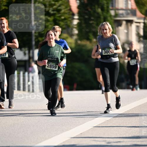 01.09.2024 - BARMER Alsterlauf Dr. Thomas Lammeyer http://msf.ph/oto/6914935 01.09.2024 09:47:49 Laufen 21, 2859, 300 meine-sportfotos.de