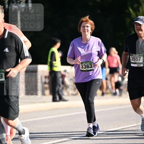01.09.2024 - BARMER Alsterlauf Dr. Thomas Lammeyer http://msf.ph/oto/6915006 01.09.2024 09:47:51 Laufen 9, 3363, 25, 3557, 3557 meine-sportfotos.de