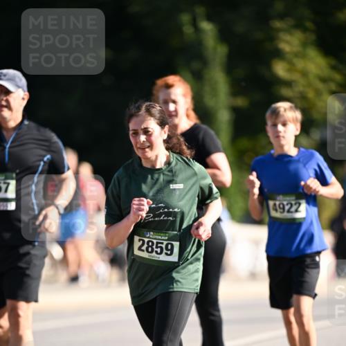 01.09.2024 - BARMER Alsterlauf Dr. Thomas Lammeyer http://msf.ph/oto/6915036 01.09.2024 09:47:52 Laufen 57, 235, 2859, 4922 meine-sportfotos.de