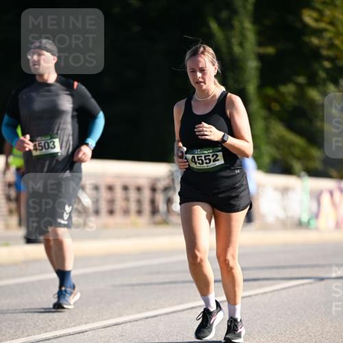 01.09.2024 - BARMER Alsterlauf Dr. Thomas Lammeyer http://msf.ph/oto/6915071 01.09.2024 09:47:56 Laufen 4503, 4552 meine-sportfotos.de