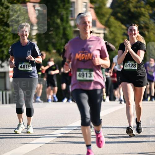 01.09.2024 - BARMER Alsterlauf Dr. Thomas Lammeyer http://msf.ph/oto/6915295 01.09.2024 09:48:06 Laufen 4019, 4913, 5128 meine-sportfotos.de