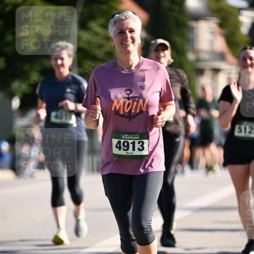 01.09.2024 - BARMER Alsterlauf Dr. Thomas Lammeyer http://msf.ph/oto/6915361 01.09.2024 09:48:07 Laufen 19, 35, 4913, 512 meine-sportfotos.de