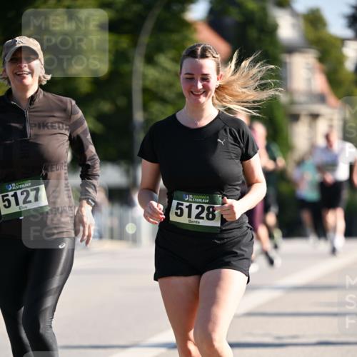 01.09.2024 - BARMER Alsterlauf Dr. Thomas Lammeyer http://msf.ph/oto/6915436 01.09.2024 09:48:09 Laufen 35, 5127, 135, 5128 meine-sportfotos.de