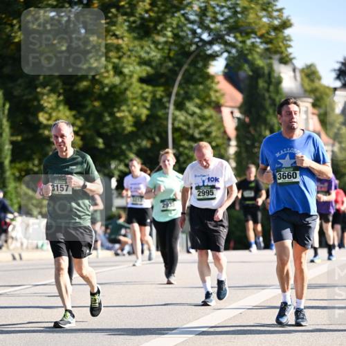 01.09.2024 - BARMER Alsterlauf Dr. Thomas Lammeyer http://msf.ph/oto/6915515 01.09.2024 09:48:15 Laufen 3157, 2938, 10, 2995, 3660 meine-sportfotos.de