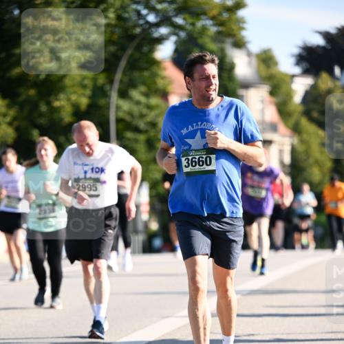 01.09.2024 - BARMER Alsterlauf Dr. Thomas Lammeyer http://msf.ph/oto/6915554 01.09.2024 09:48:17 Laufen 10, 2995, 3660 meine-sportfotos.de