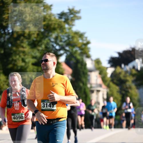 01.09.2024 - BARMER Alsterlauf Dr. Thomas Lammeyer http://msf.ph/oto/6915749 01.09.2024 09:48:31 Laufen 4090, 3147 meine-sportfotos.de