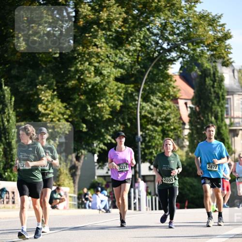 01.09.2024 - BARMER Alsterlauf Dr. Thomas Lammeyer http://msf.ph/oto/6915923 01.09.2024 09:48:36 Laufen 321, 3221, 2803, 2872, 4327 meine-sportfotos.de