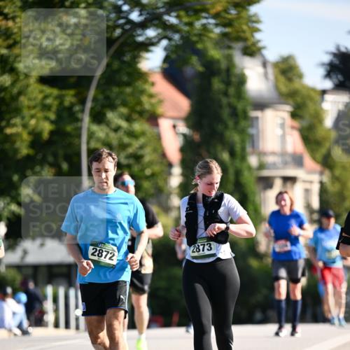 01.09.2024 - BARMER Alsterlauf Dr. Thomas Lammeyer http://msf.ph/oto/6916005 01.09.2024 09:48:39 Laufen 2872, 2873 meine-sportfotos.de