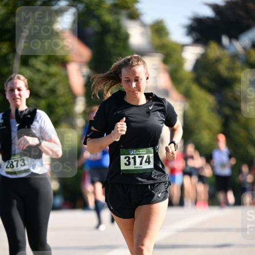 01.09.2024 - BARMER Alsterlauf Dr. Thomas Lammeyer http://msf.ph/oto/6916073 01.09.2024 09:48:41 Laufen 2873, 35, 3174 meine-sportfotos.de