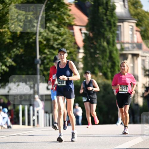 01.09.2024 - BARMER Alsterlauf Dr. Thomas Lammeyer http://msf.ph/oto/6916346 01.09.2024 09:48:52 Laufen 3261, 4653 meine-sportfotos.de