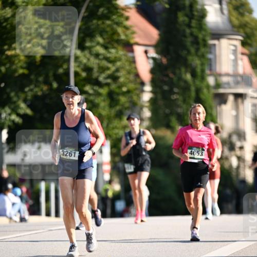 01.09.2024 - BARMER Alsterlauf Dr. Thomas Lammeyer http://msf.ph/oto/6916383 01.09.2024 09:48:53 Laufen 4653, 3261 meine-sportfotos.de