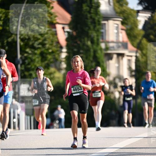 01.09.2024 - BARMER Alsterlauf Dr. Thomas Lammeyer http://msf.ph/oto/6916395 01.09.2024 09:48:54 Laufen 4653, 4445 meine-sportfotos.de