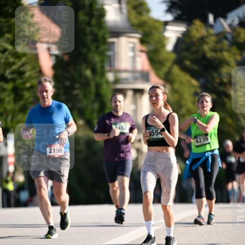 01.09.2024 - BARMER Alsterlauf Dr. Thomas Lammeyer http://msf.ph/oto/6916587 01.09.2024 09:49:03 Laufen 2196, 3554, 4239 meine-sportfotos.de
