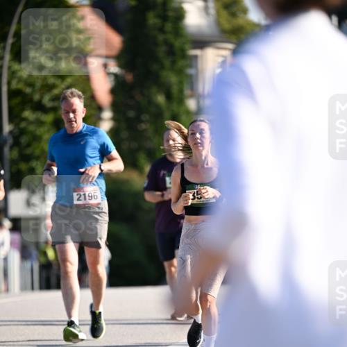 01.09.2024 - BARMER Alsterlauf Dr. Thomas Lammeyer http://msf.ph/oto/6916624 01.09.2024 09:49:03 Laufen 2196, 35 meine-sportfotos.de