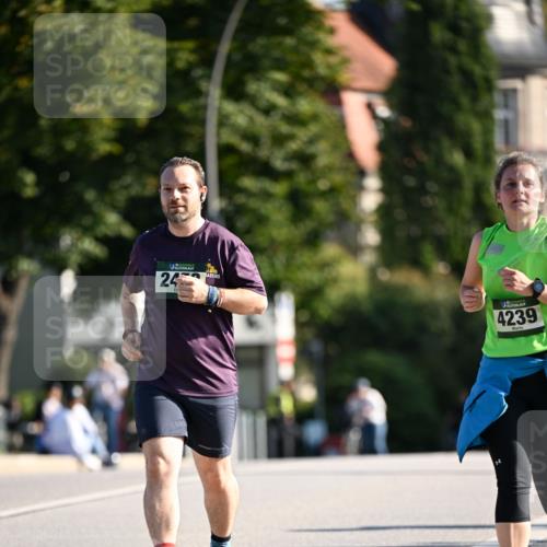 01.09.2024 - BARMER Alsterlauf Dr. Thomas Lammeyer http://msf.ph/oto/6916714 01.09.2024 09:49:07 Laufen 24, 4239 meine-sportfotos.de