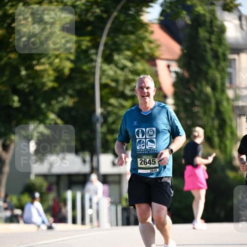 01.09.2024 - BARMER Alsterlauf Dr. Thomas Lammeyer http://msf.ph/oto/6916867 01.09.2024 09:49:12 Laufen 2024, 2645, 2645 meine-sportfotos.de