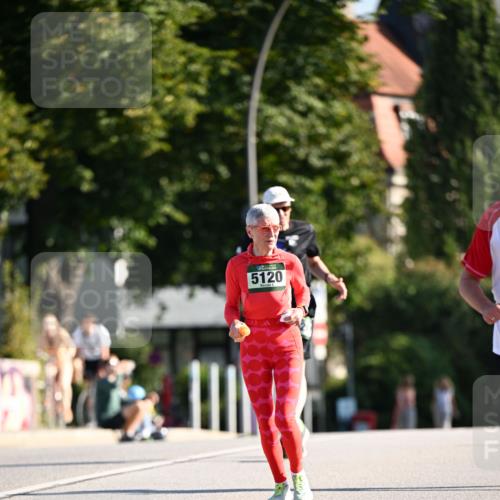 01.09.2024 - BARMER Alsterlauf Dr. Thomas Lammeyer http://msf.ph/oto/6919179 01.09.2024 09:51:13 Laufen 5120 meine-sportfotos.de