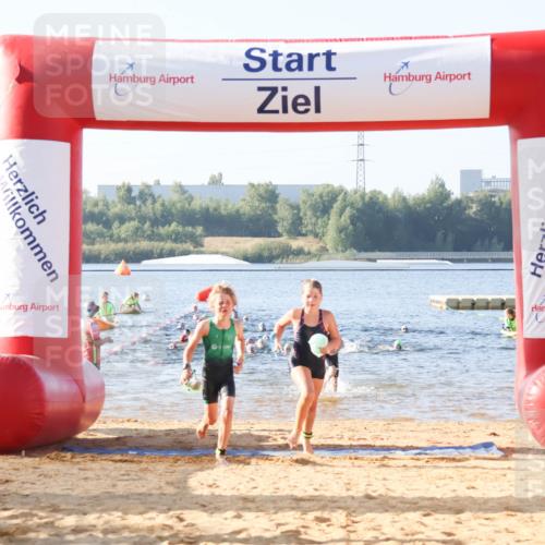 01.09.2024 - 17. Tribühne Triathlon Luisa Fischer http://msf.ph/oto/6921418 01.09.2024 09:03:00 Schwimmen 2, 10, 14, 23, 27, 32, 55 meine-sportfotos.de