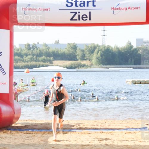 01.09.2024 - 17. Tribühne Triathlon Luisa Fischer http://msf.ph/oto/6921439 01.09.2024 09:03:05 Schwimmen 2, 10, 14, 23, 27, 32, 38, 51, 55 meine-sportfotos.de