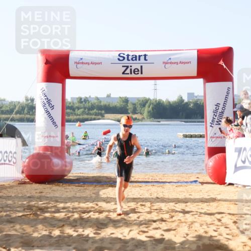 01.09.2024 - 17. Tribühne Triathlon Luisa Fischer http://msf.ph/oto/6921445 01.09.2024 09:03:07 Schwimmen 2, 23, 27, 38, 51 meine-sportfotos.de