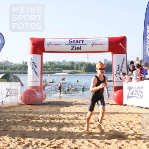 01.09.2024 - 17. Tribühne Triathlon Luisa Fischer http://msf.ph/oto/6921447 01.09.2024 09:03:07 Schwimmen 2, 23, 27, 38, 51 meine-sportfotos.de