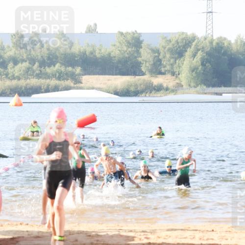 01.09.2024 - 17. Tribühne Triathlon Luisa Fischer http://msf.ph/oto/6921460 01.09.2024 09:03:12 Schwimmen 6, 18, 19, 27, 38, 50, 51, 1487 meine-sportfotos.de