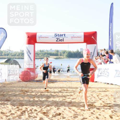 01.09.2024 - 17. Tribühne Triathlon Luisa Fischer http://msf.ph/oto/6921480 01.09.2024 09:03:15 Schwimmen 6, 13, 16, 18, 19, 27, 33, 38, 50, 51, 1487 meine-sportfotos.de
