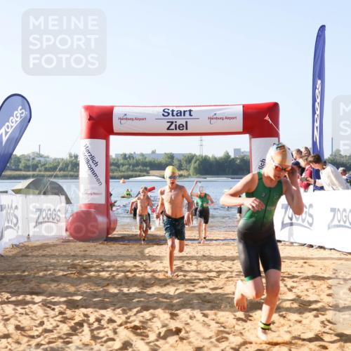 01.09.2024 - 17. Tribühne Triathlon Luisa Fischer http://msf.ph/oto/6921502 01.09.2024 09:03:19 Schwimmen 6, 13, 16, 18, 19, 20, 33, 38, 46, 50, 51, 1487 meine-sportfotos.de