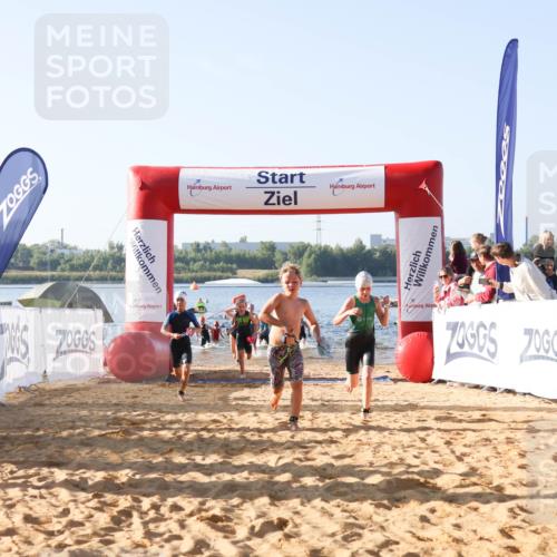 01.09.2024 - 17. Tribühne Triathlon Luisa Fischer http://msf.ph/oto/6921514 01.09.2024 09:03:21 Schwimmen 6, 13, 16, 18, 19, 20, 33, 38, 46, 50, 51, 54, 1487 meine-sportfotos.de