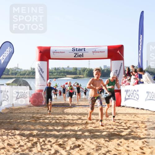 01.09.2024 - 17. Tribühne Triathlon Luisa Fischer http://msf.ph/oto/6921518 01.09.2024 09:03:21 Schwimmen 6, 13, 16, 18, 19, 20, 33, 38, 46, 50, 51, 54, 1487 meine-sportfotos.de