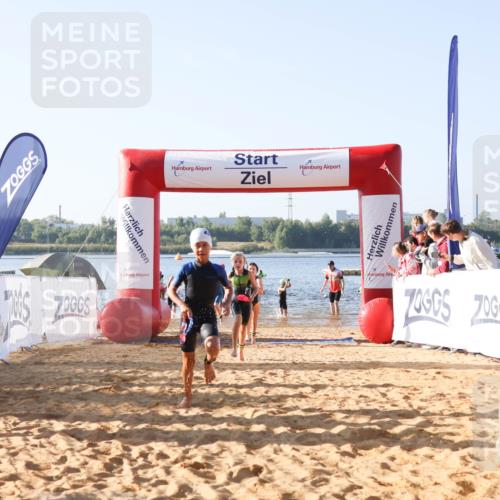 01.09.2024 - 17. Tribühne Triathlon Luisa Fischer http://msf.ph/oto/6921527 01.09.2024 09:03:22 Schwimmen 6, 13, 16, 18, 19, 20, 22, 33, 38, 46, 50, 51, 54, 1487 meine-sportfotos.de