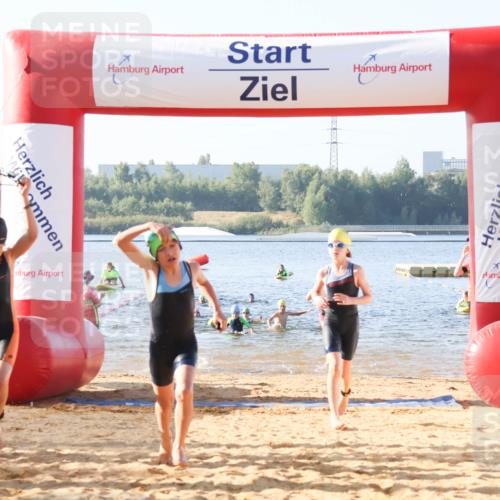 01.09.2024 - 17. Tribühne Triathlon Luisa Fischer http://msf.ph/oto/6921595 01.09.2024 09:03:35 Schwimmen 9, 12, 20, 22, 26, 31, 44, 47, 54 meine-sportfotos.de