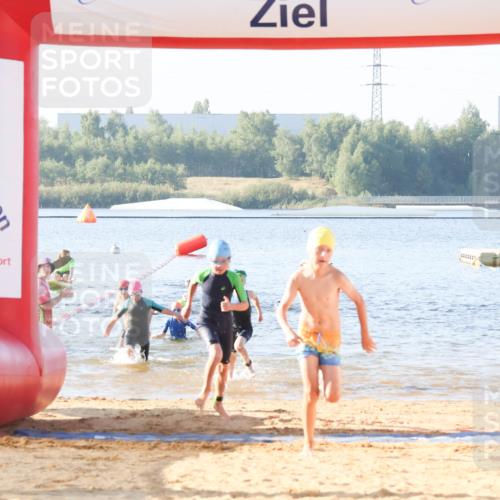 01.09.2024 - 17. Tribühne Triathlon Luisa Fischer http://msf.ph/oto/6921633 01.09.2024 09:03:43 Schwimmen 5, 9, 12, 26, 28, 31, 36, 44, 47, 56 meine-sportfotos.de