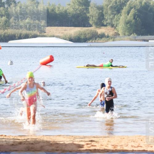 01.09.2024 - 17. Tribühne Triathlon Luisa Fischer http://msf.ph/oto/6921687 01.09.2024 09:04:02 Schwimmen 3, 24, 41, 49, 76 meine-sportfotos.de