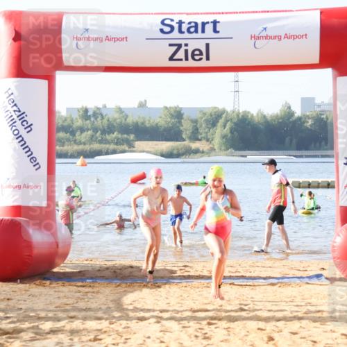 01.09.2024 - 17. Tribühne Triathlon Luisa Fischer http://msf.ph/oto/6921700 01.09.2024 09:04:06 Schwimmen 3, 24, 49, 76, 1488 meine-sportfotos.de